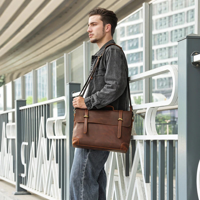 Mallette vintage en cuir véritable marron foncé avec anse et sangles